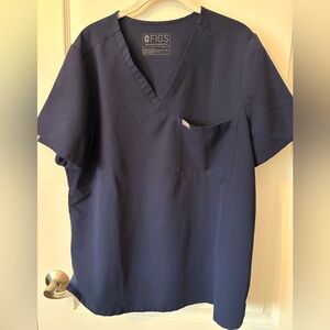 FIGS Women’s Catarina Navy V-Neck Scrub Top